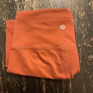 Lulu Lemon Wunder Under Train Shorts 6”